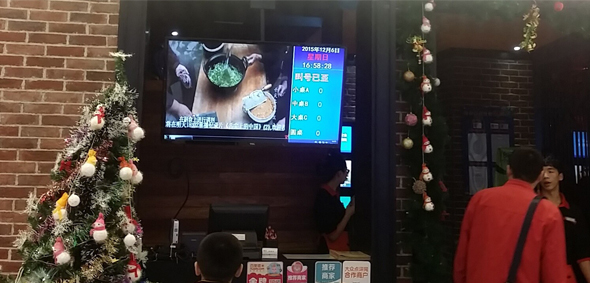42寸廣告機在茶餐廳應(yīng)用